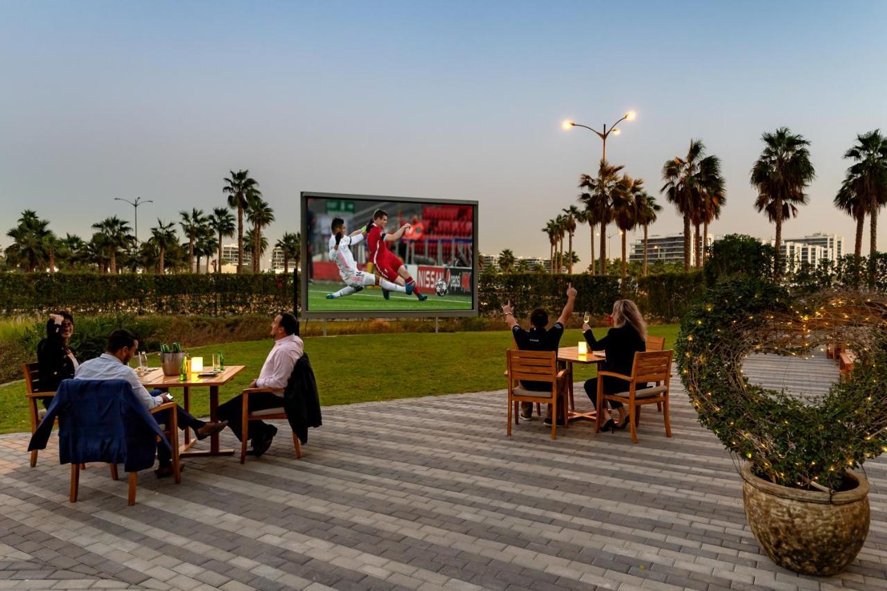 Radisson Dubai Damac Hills Hotell Eksteriør bilde