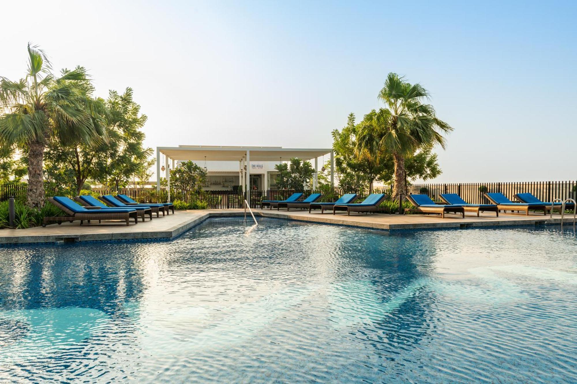 Radisson Dubai Damac Hills Hotell Eksteriør bilde