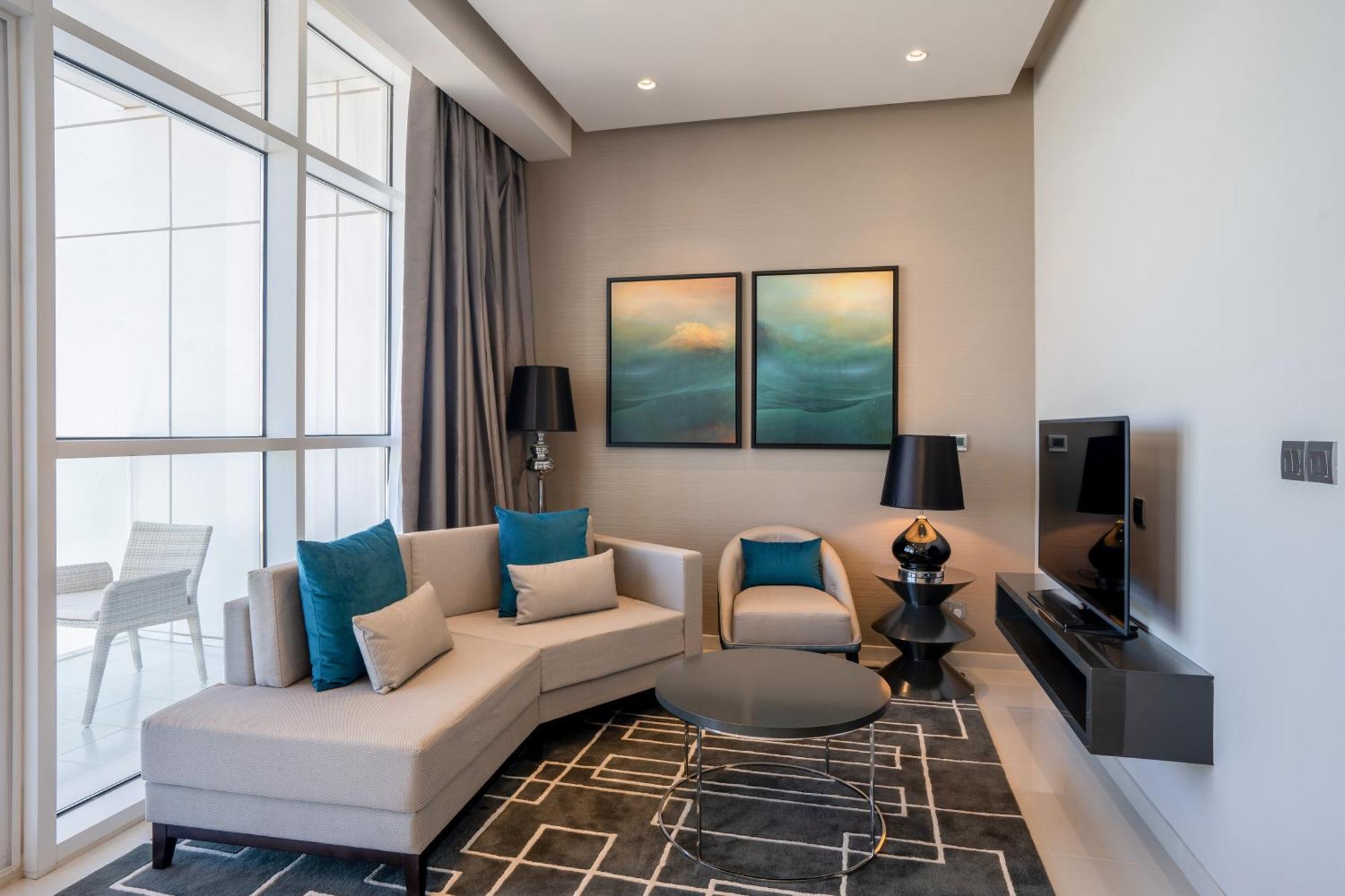 Radisson Dubai Damac Hills Hotell Eksteriør bilde